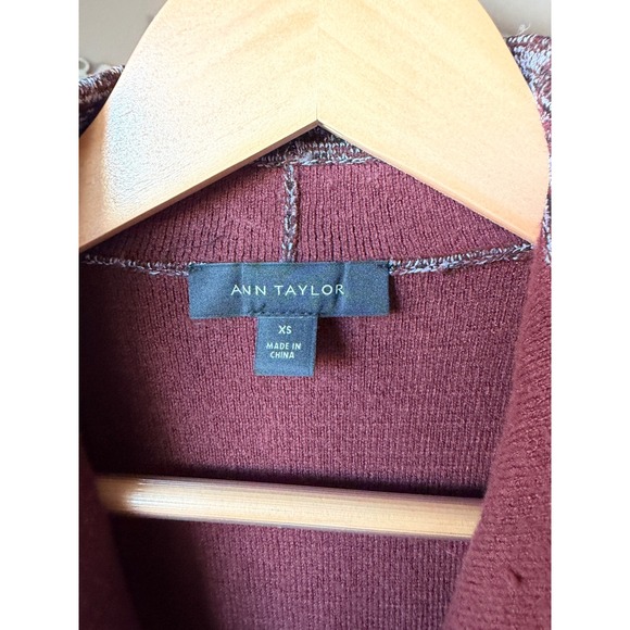Ann Taylor‎ XS Marled Burgundy Open Front Cardigan Sweater Pockets - Picture 3 of 11